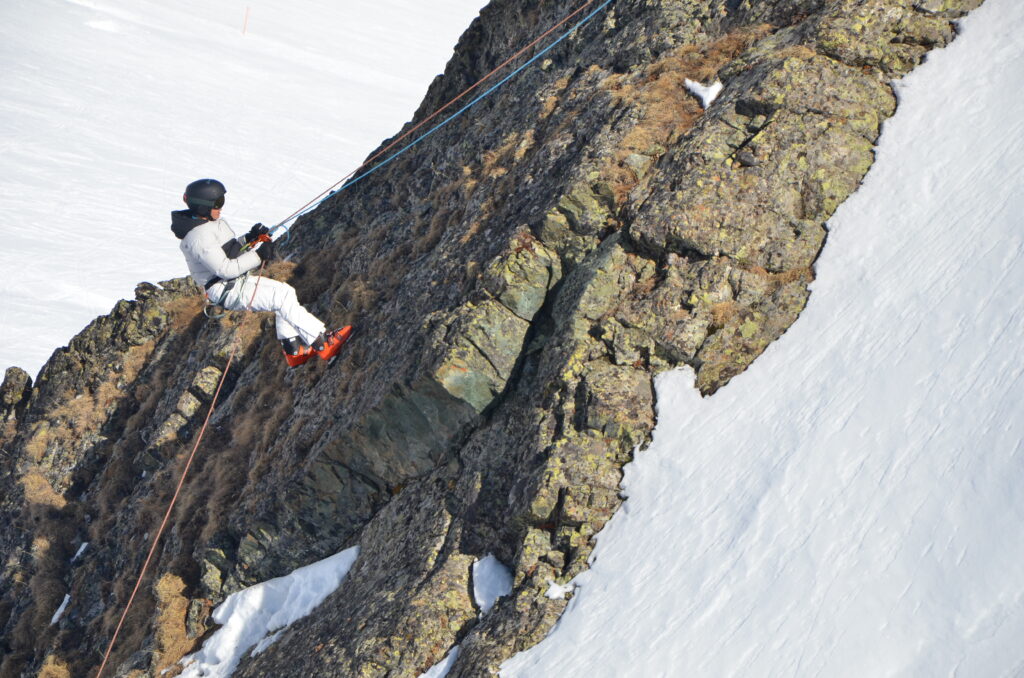 abseiling - discover the outdoors and grow outside your comfort zone
